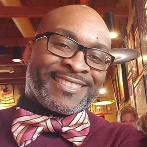 Meet your Posher, Eric